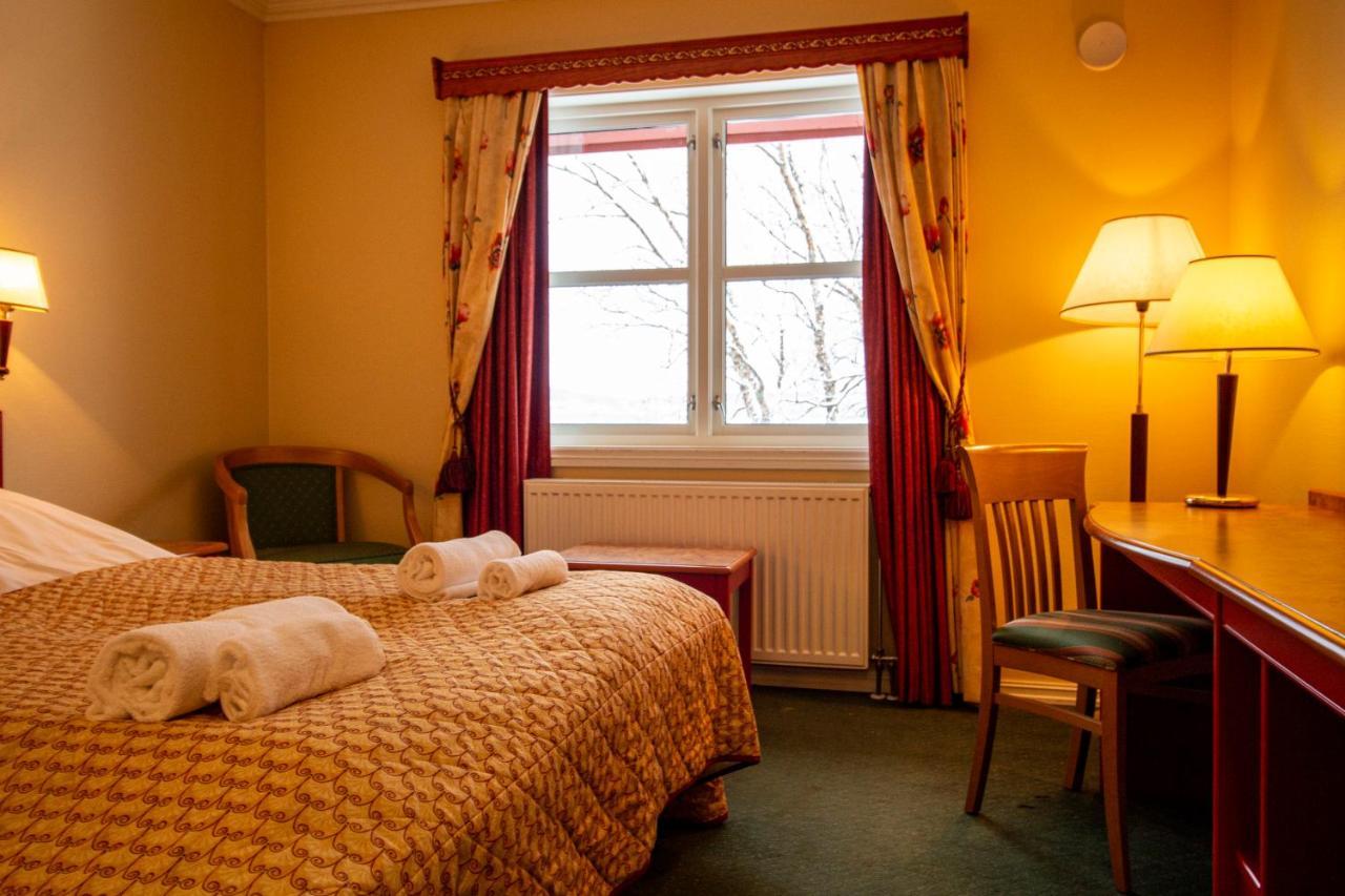 Tysfjord Hotel Storjord I Tysfjord Buitenkant foto